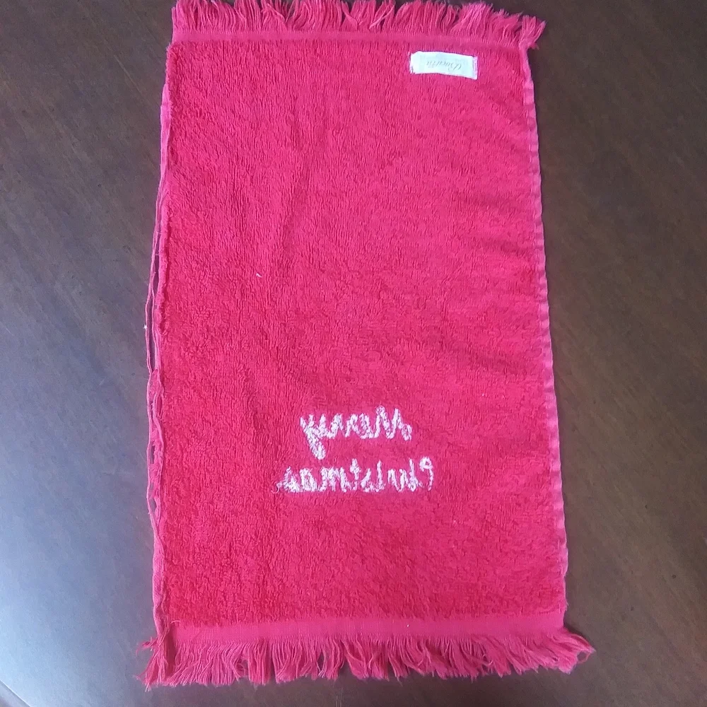 Vintage Christmas Finger Tip Towels, Made in USA